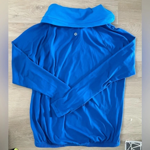Lululemon Heathy Heart Pullover - Picture 6 of 6